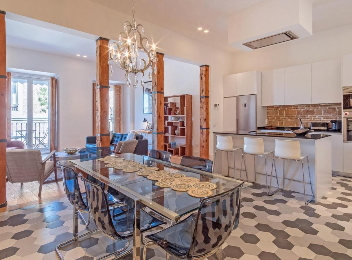 Bailen Palacio Real Apartment Madrid Luaran gambar